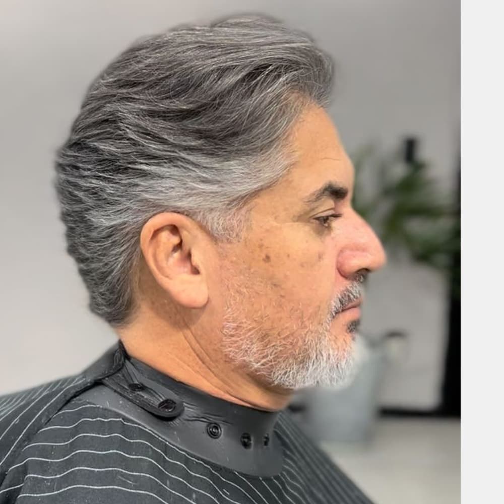 Transformação — cabelo grisalho com acabamento — depois